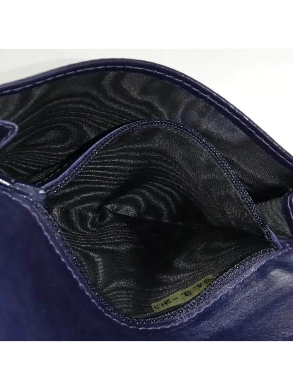 Chanel Caviar Leather Bifold Wallet Blue